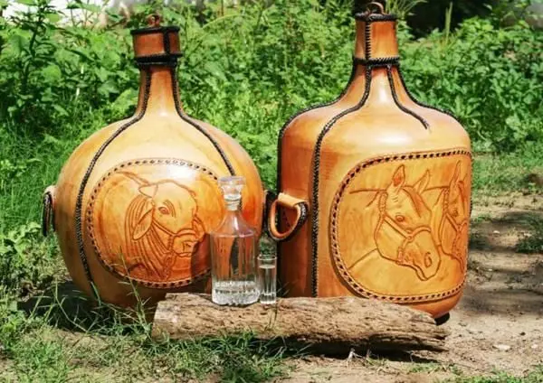 La Bacanora tiene sus orígene en Sonora.