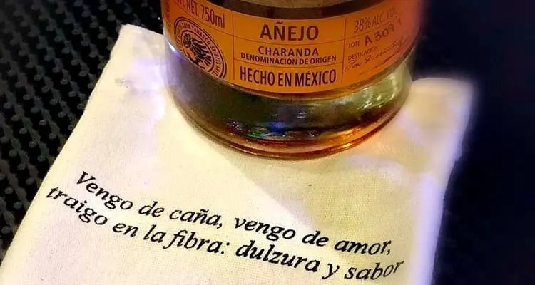 Charanda es el aguardiente poco conocido de México