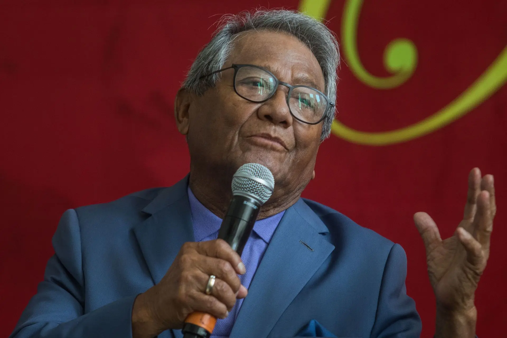 El cantautor mexicano, Armando Manzanero. Foto: Isaac Esquivel (Cuartoscuro).