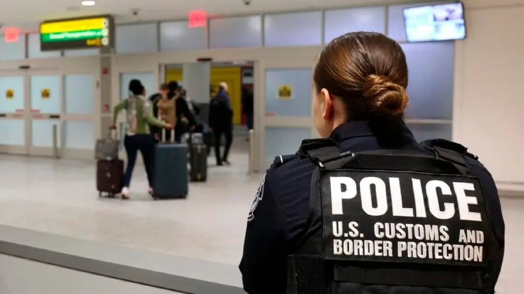 Autoridades migratorias en USA