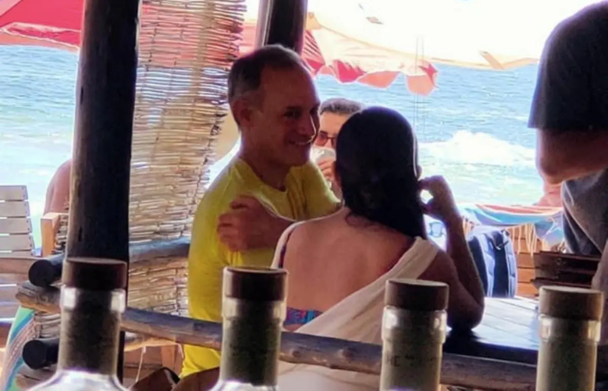 Hugo López-Gatell fue capatado en playas de Oaxaca