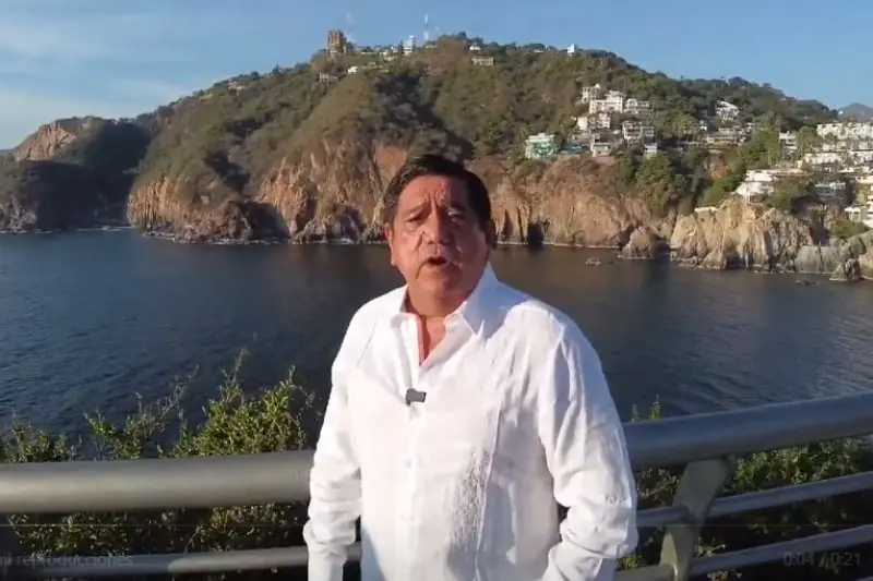Salgado Macedonio es cuestionado (@FelixSalMac)