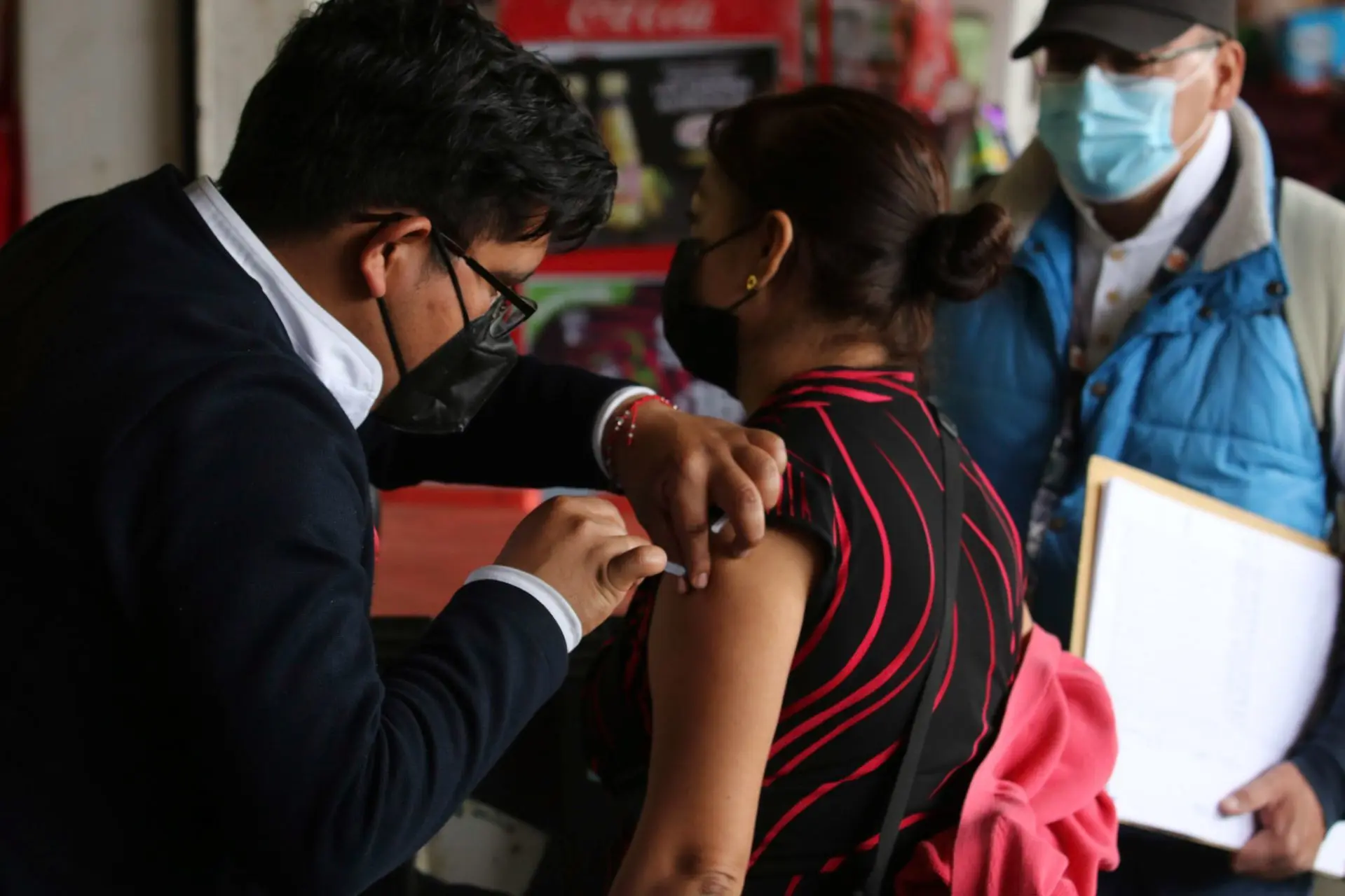 Aplicación de vacuna en México. Foto: Graciela López (Cuartoscuro).