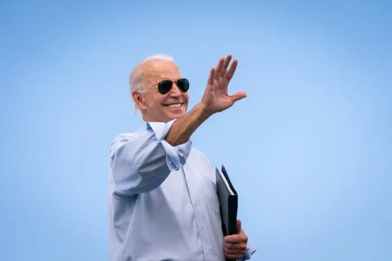 Cumplió algunas de sus promesas en cinco horas (@JoeBiden)