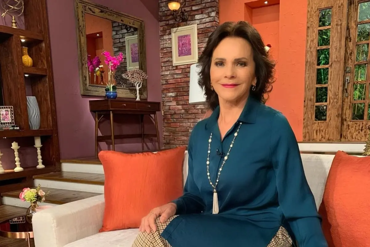 Pati Chapoy cree que le quieren hacer daño a los Fernández (@chapoypati)