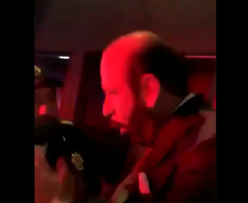 Para colmo no portaba cubrebocas (@ferbelaunzaran)