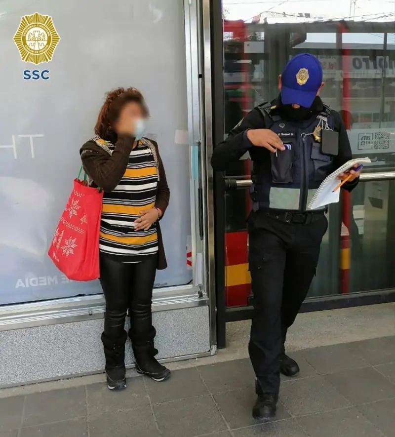 La mujer tuvo que esperar en la estación La Joya (@SSC_CDMX)