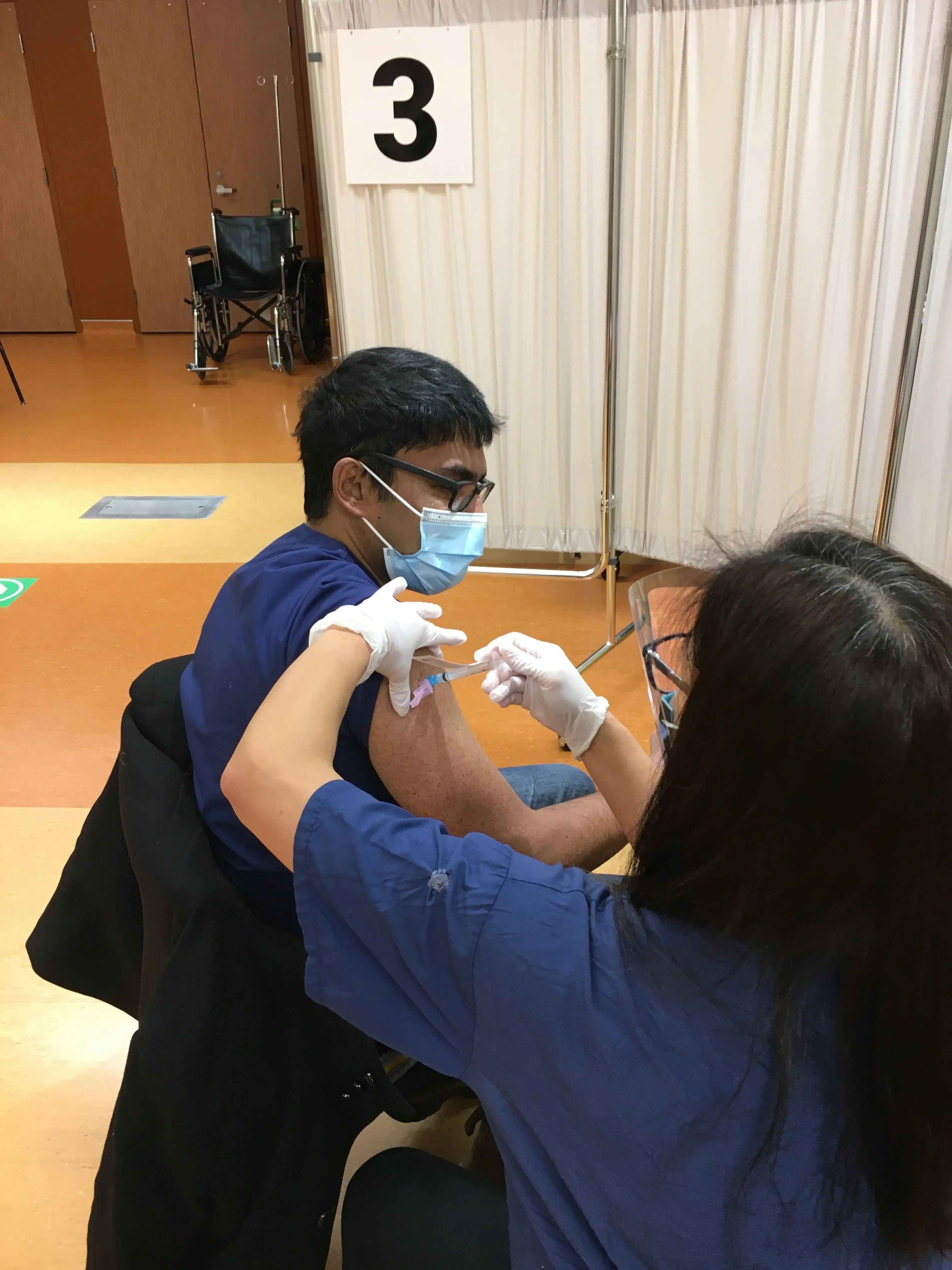 Canadá aplicó 250 mil dosis en diciembre de 2020 (@CANImmunize)