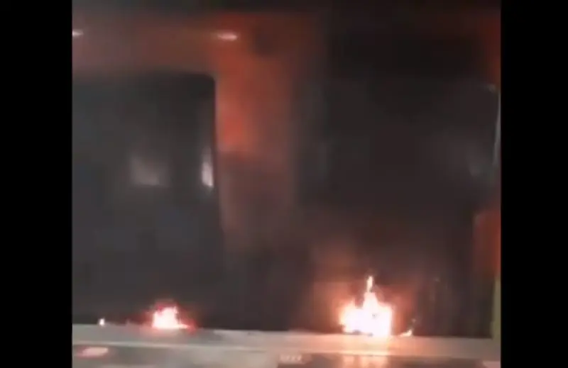 Una falla en el sistema de frenado lo habría originado (@mendoza_ruben)