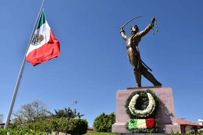 También hubo un homenaje en Tixtla, donde nació el caudillo (@HectorAstudillo)
