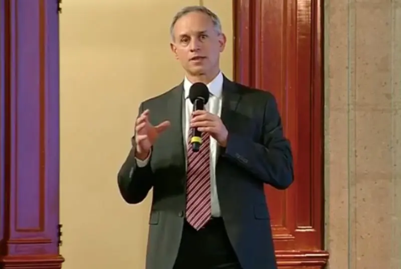 Gatell resaltó la vacunación en adultos mayores (YouTube: Secretaría de Salud)