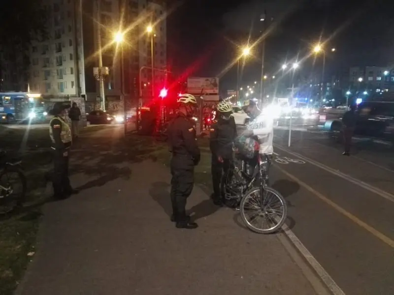 No han atrapado al otro asaltante (@PoliciaBogota)