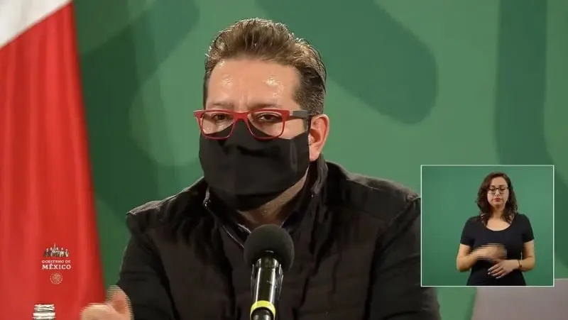 Ricardo Cortés dio el parte médico (YouTube: Secretaría de Salud)