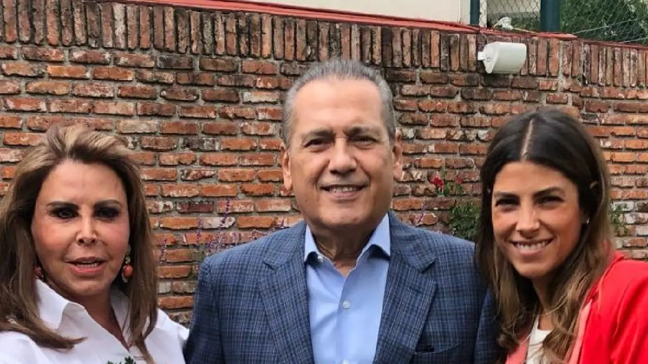 Sylvia Beltrones, Manlio Fabio Beltrones y Sylvana Beltrones. Foto: Facebook (Sylvana Beltrones Sánchez).