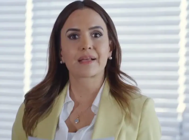 Clara Luz afirma que fue engañada (FB: Clara Luz Flores)