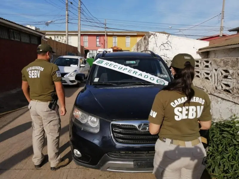 El robo de vehículos es sancionado hasta con tres años de cárcel (@Carabdechile)