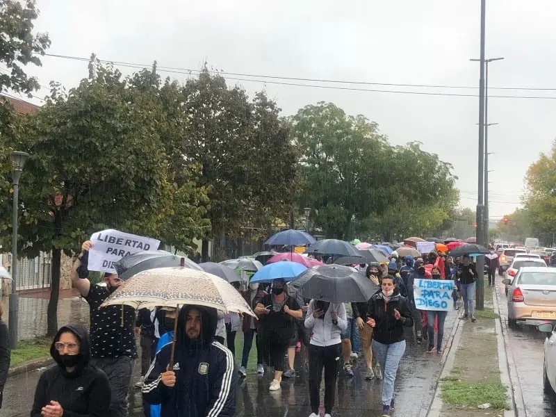 Marcharon por la liberación de Diego (@gfchumpitaz)