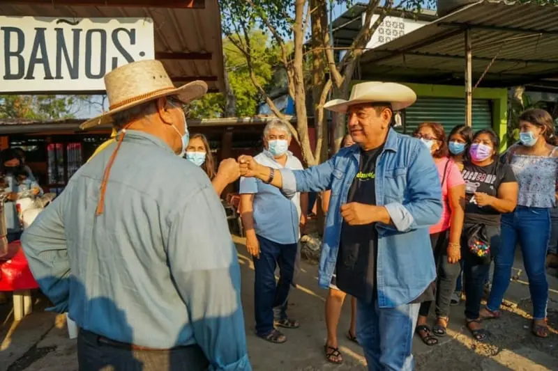 Amagó con revelar el domicilio de Córdova (FB: Félix Salgado Macedonio)