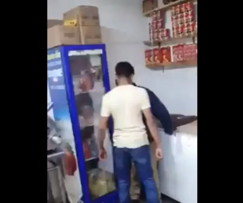 Acusan a un hombre apodado 'El Chicarcas' (@TlalpanVecinos)