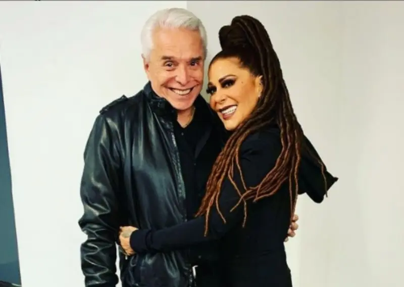 Alejandra Guzmán defendería a su padre (@laguzmanmx)
