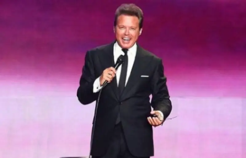Luis Miguel la incluyó en el LP Aries (@lmxlm)