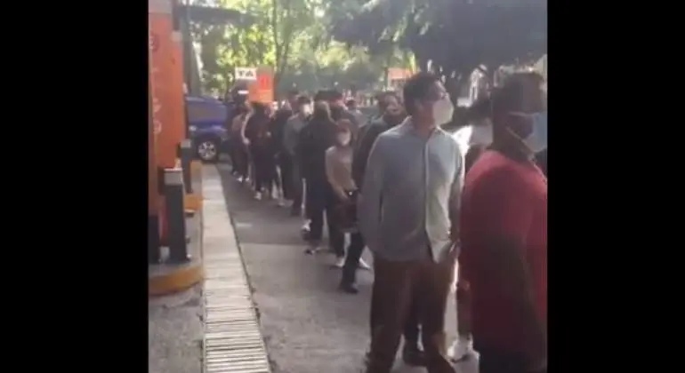 Decenas de personas han abarrotado las plazas comerciales pese a la pandemia / FOTO: Redes sociales