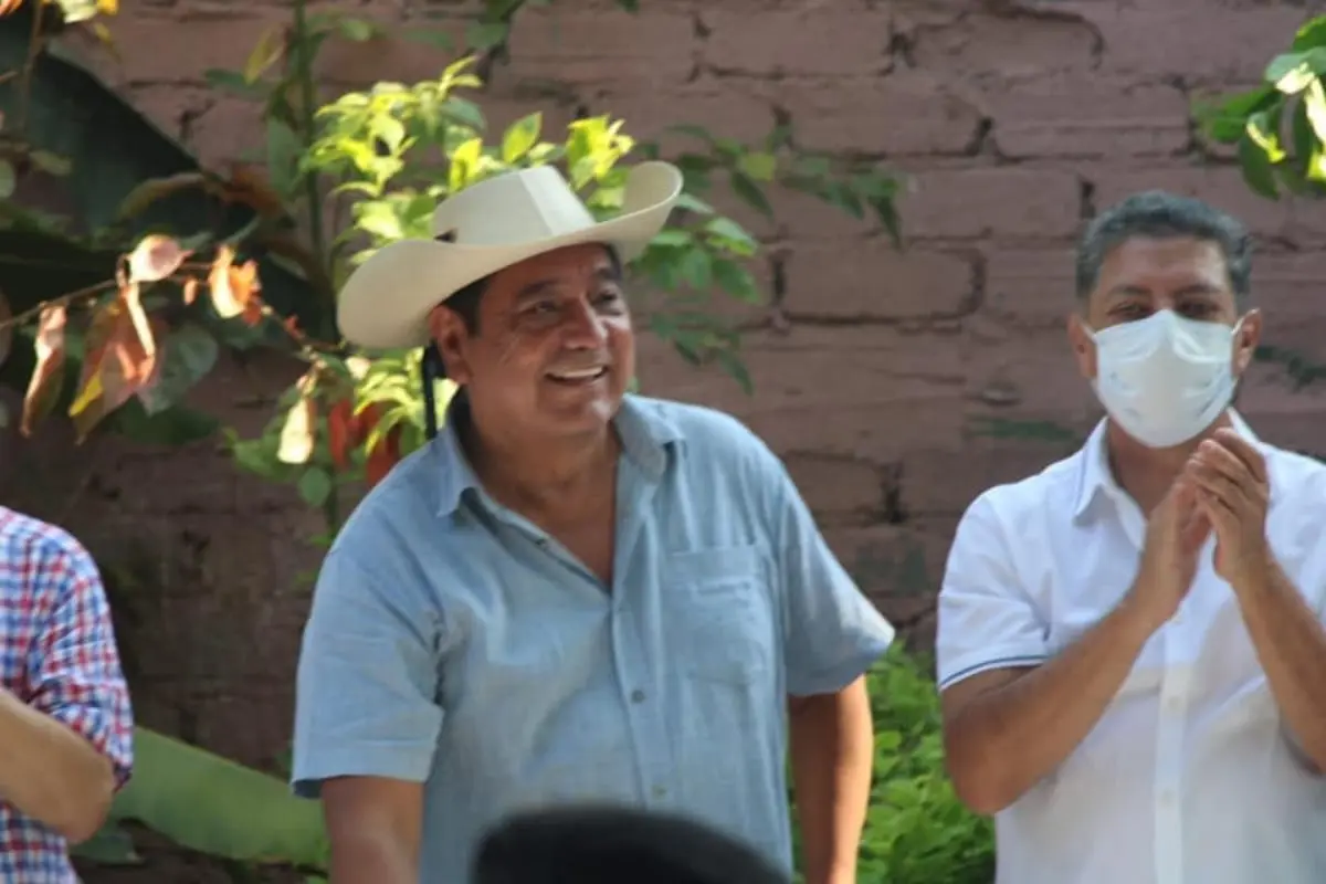 Insiste en que será candidato en Guerrero (FB: Félix Salgado Macedonio)
