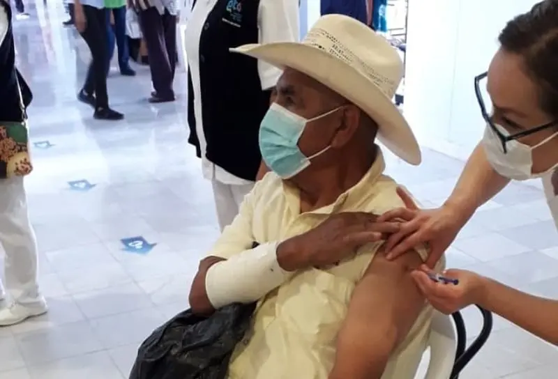 México aplicó más de 160 mil dosis (@SaludGuanajuato)