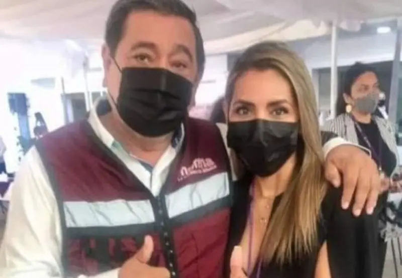 Evelyn sustituirá a su padre en las elecciones (Especial)