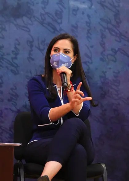 La candidata panista se comprometió a ejercer mano firme para castigar a quien incumpla la ley