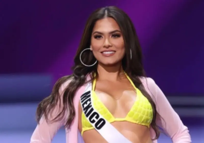 Meza es la tercera Miss Universo de México (@andreamezamx)
