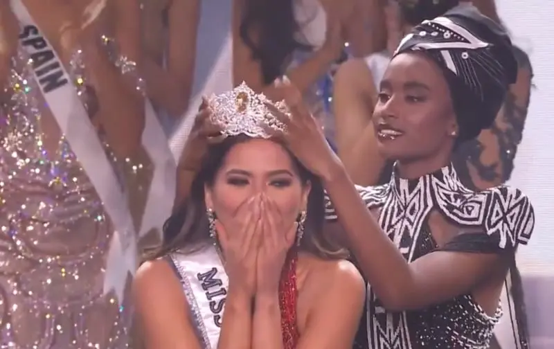 Meza obtuvo la tercera corona para México (@MissUniverse)