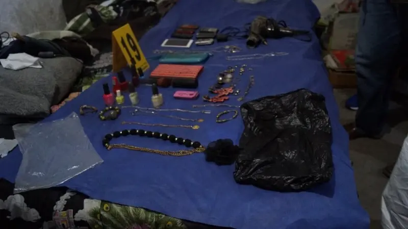 Parte de los objetos localizados por los peritos (@FiscalEdomex)