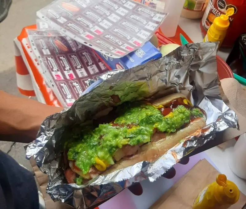 Son para comensales de 'buen diente' (FB: Hot dogs Los de la 4T)