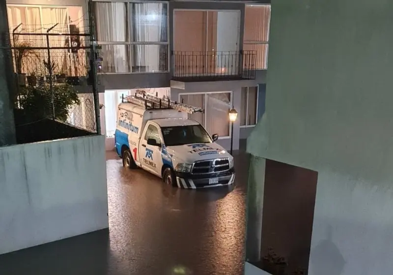 Hubo varios reportes por anegaciones en la CDMX (@MishDG1980)