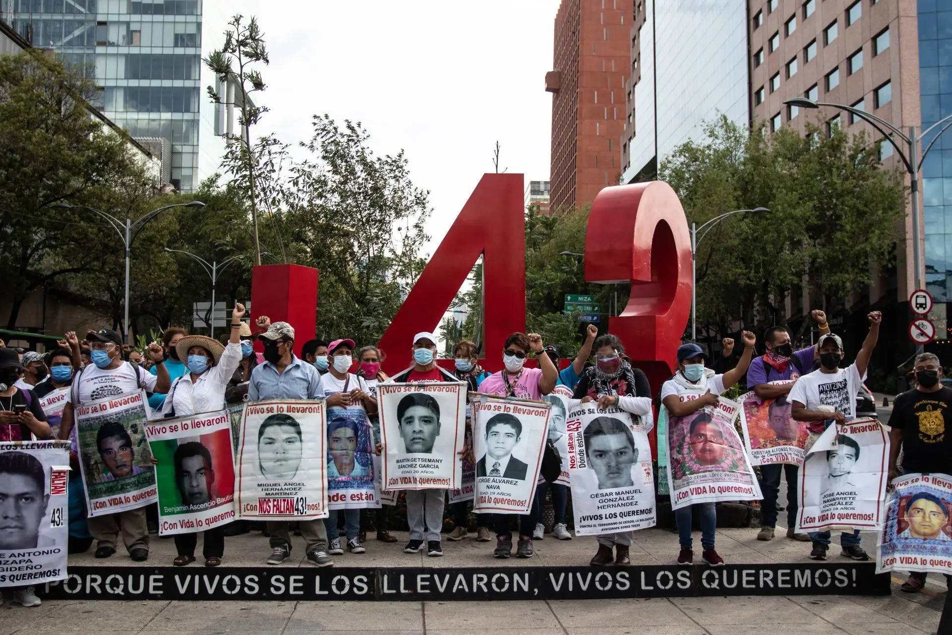 Asegura AMLO que se tienen conocimientos básicos de lo que pasó en Ayotzinapa. Foto: Andrea Murcia (Cuartoscuro).