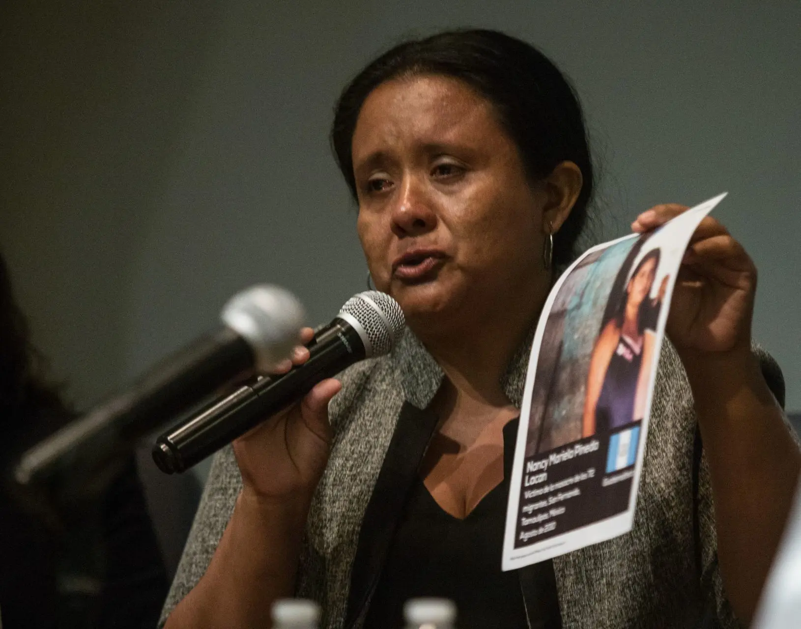 Mirna perdió a su hija Yaneira Medrano Solorzano en la masacre de San Fernando. Foto: Tercero Díaz (Cuartoscuro).