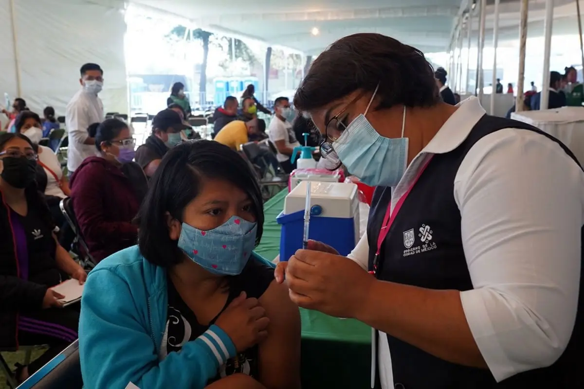Más de 33 millones de mexicanos cuentan con esquema completo (Cuartoscuro)