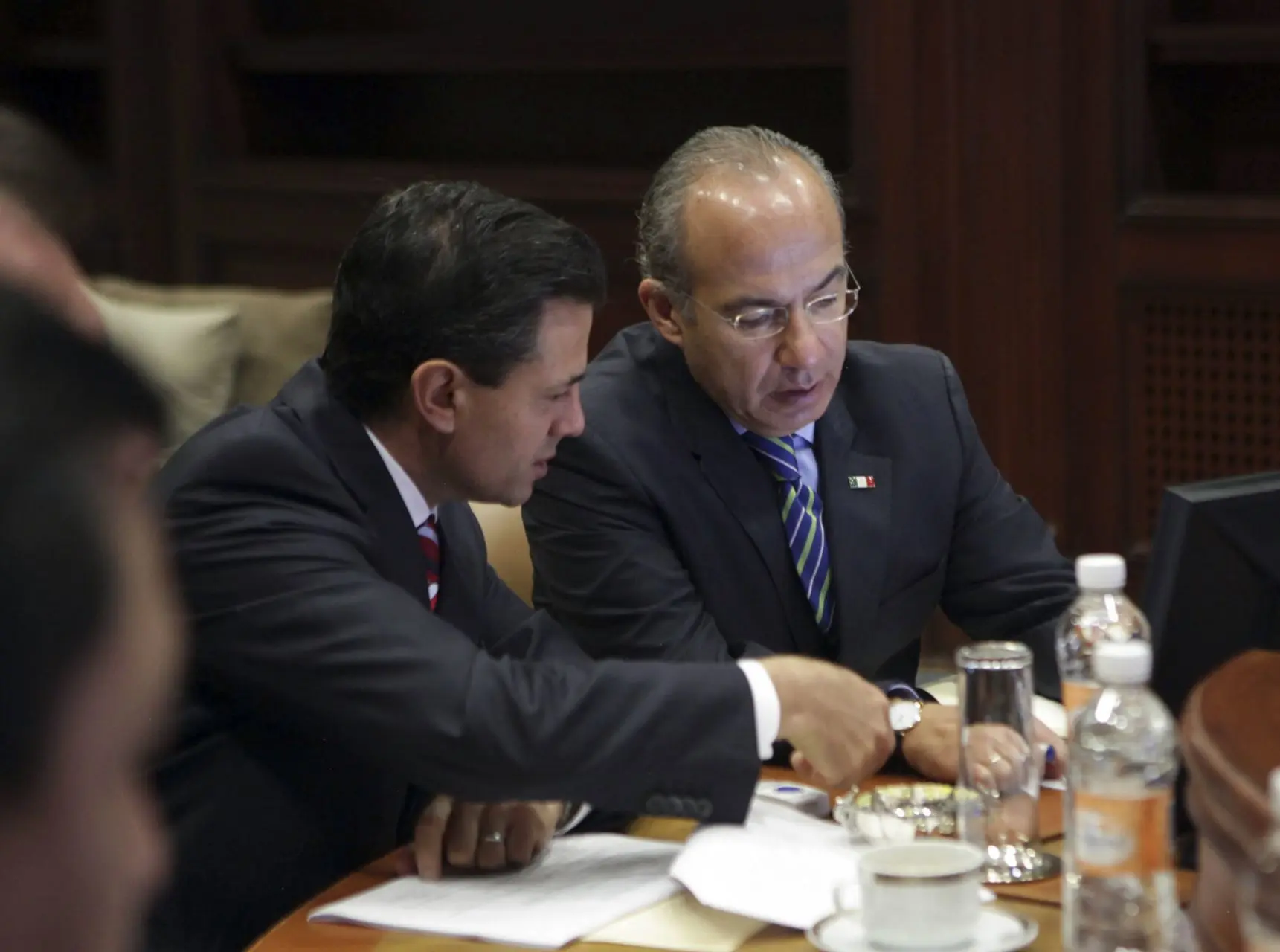 Exhiben a Calderón y Peña Nieto por gastar millones en Pegasus para espiar a opositores. Foto: Ariel Gutiérrez (Cuartoscuro).