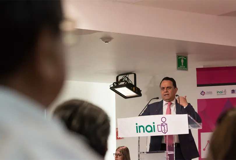AMLO critica al Instituto de la Transparencia, llama a recortar gastos en el gobierno