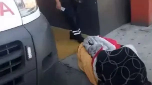 #VIDEO Fallece hombre con Covid-19 que intentaron abandonar frente  a hospital