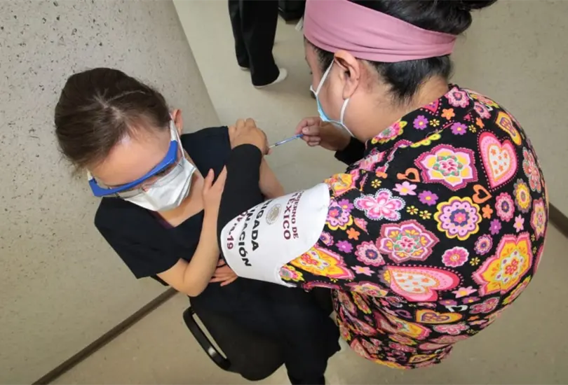 Reportan deceso de mujer que solicit&oacute; amparo para recibir vacuna contra Covid-19