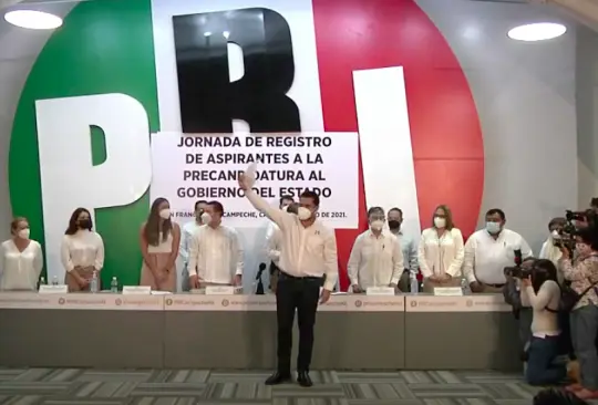 Christian Castro Bello se registra como precandidato a gubernatura de Campeche