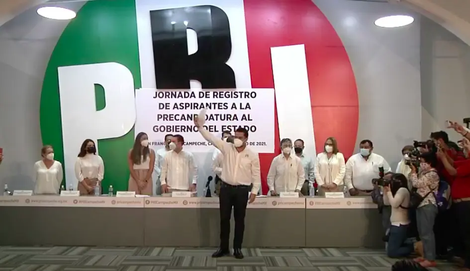 Christian Castro Bello se registra como precandidato a gubernatura de Campeche