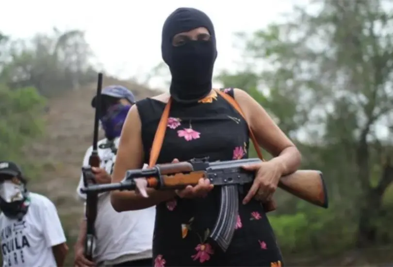 Integran mujeres embarazadas y con beb&eacute;s a las autodefensas contra el Mencho