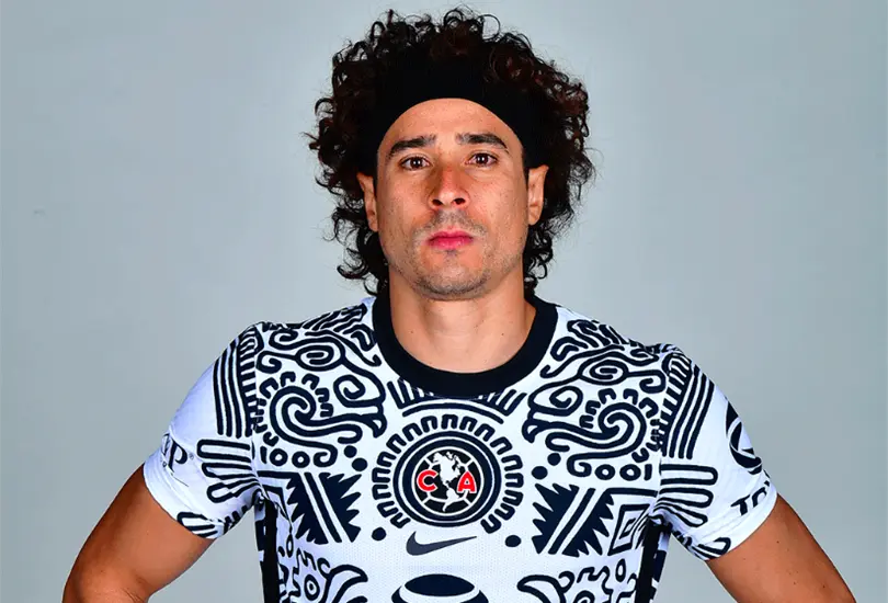 El América presenta su nuevo uniforme y divide opiniones en redes El América presenta su nuevo uniforme y divide opiniones en redes