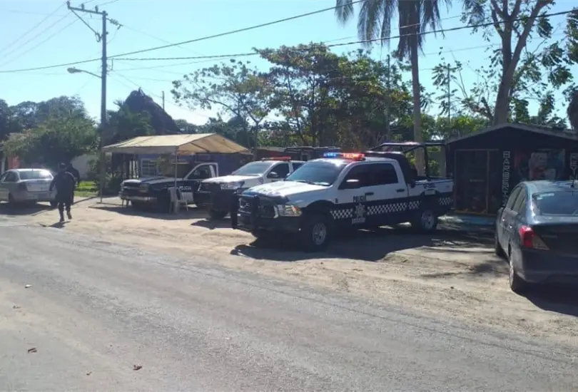 Dejan restos de una docena de personas en Las Choapas, Veracruz Dejan restos de una docena de personas en Las Choapas, Veracruz