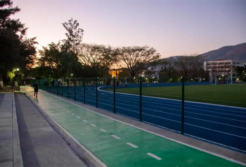 Gobernador de Guerrero entrega segunda etapa de unidad deportiva en Chilpancingo Gobernador de Guerrero entrega segunda etapa de unidad deportiva en Chilpancingo