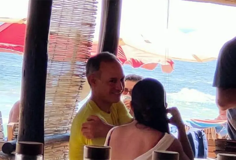 Loret y Brozo se burlan de Gatell y se van de vacaciones Loret y Brozo se burlan de Gatell y se van de vacaciones