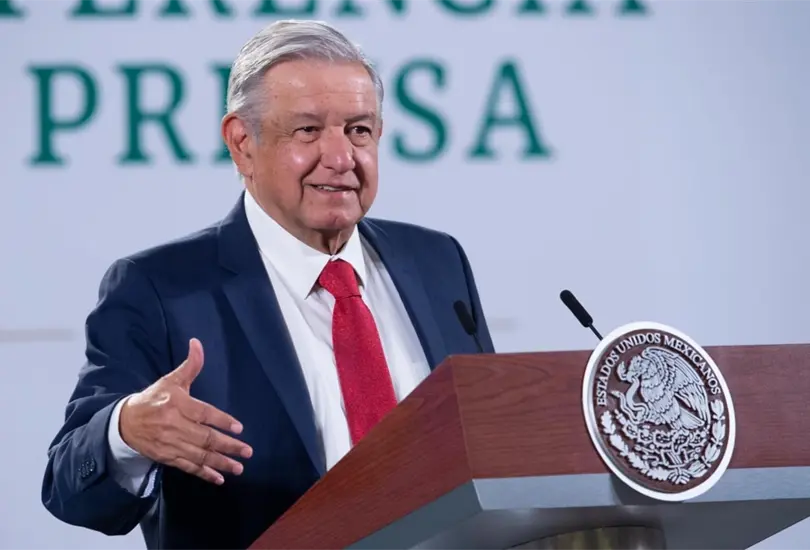 AMLO anuncia que dio positivo en Covid-19, está en tratamiento médico AMLO anuncia que dio positivo en Covid-19, está en tratamiento médico
